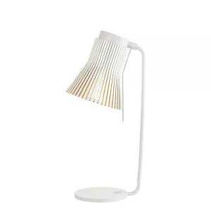 9: Petite 4620 bordlampe (Hvid) - Secto Design