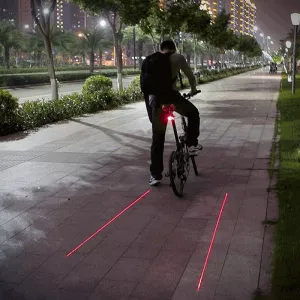 14: Laser  Baglygte  Til  Cyklen