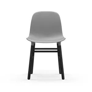 11: Normann Copenhagen Form chair - grå/sort