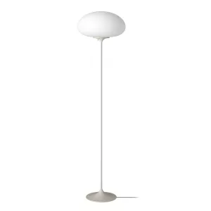 8: GUBI Stemlite gulvlampe, grå, 150 cm