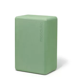 1: Manduka Recycled Foam Yoga Blok - Leaf Green