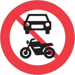 10: Forbudstavle - Motorkørsel forbudt C22,1 70cm T3 refleks, DS/EN12899-1