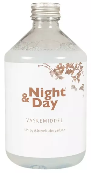 9: Dun vask -  Enzymfrit vaskemiddel - Til dundyner og dunpuder - Dansk produceret vaskemiddel til uld, dun og skånevask - Night & Day